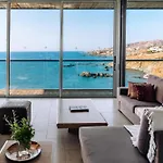 Villa Aquamarine *